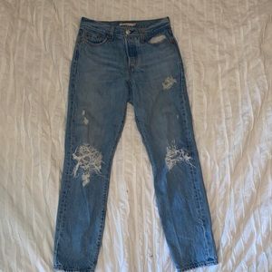 Levi’s High Rise Wedgie Distressed Straight Jeans